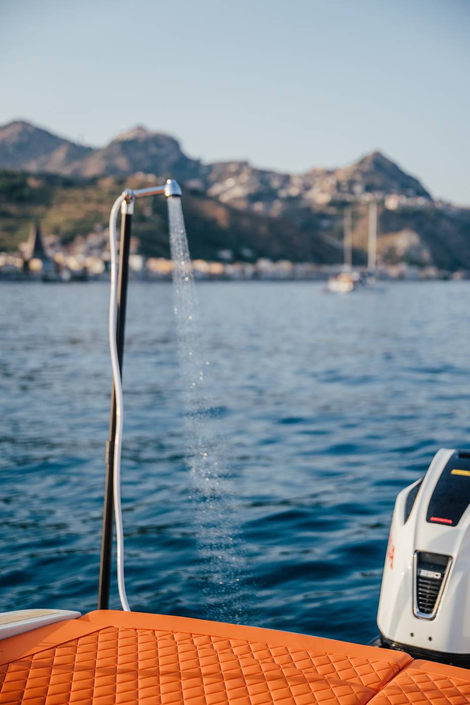 Doccetta di coperta dopo lo snorkeling